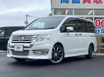 2013 Honda Step WGN