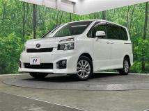 2010 Toyota Voxy