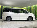 2016 Toyota Voxy