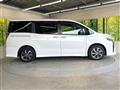 2021 Toyota Voxy