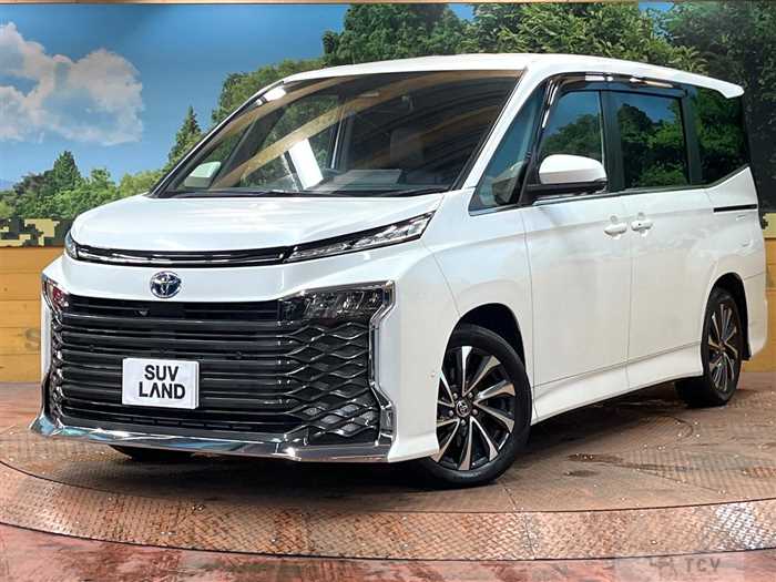 2022 Toyota Voxy