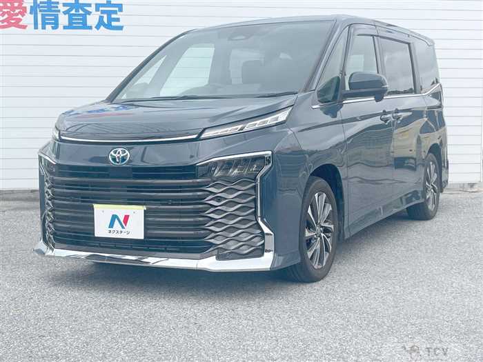 2023 Toyota Voxy