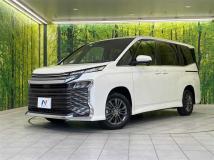 2022 Toyota Voxy