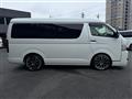 2022 Toyota Hiace Wagon
