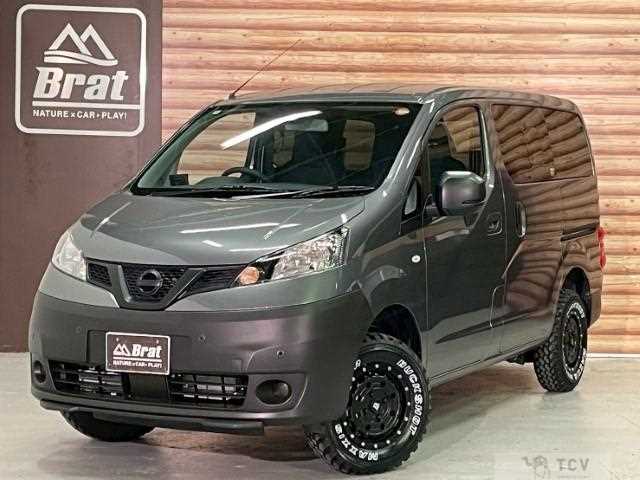 2025 Nissan NV200 VANETTE