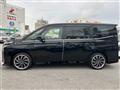 2022 Toyota Voxy