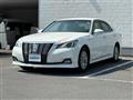 2017 Toyota Crown Hybrid
