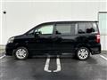 2010 Toyota Noah
