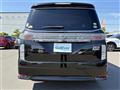 2017 Nissan Elgrand