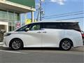 2023 Toyota Alphard Hybrid
