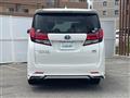 2017 Toyota Alphard Hybrid