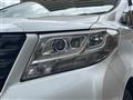 2017 Toyota Alphard Hybrid