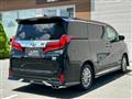 2018 Toyota Alphard Hybrid