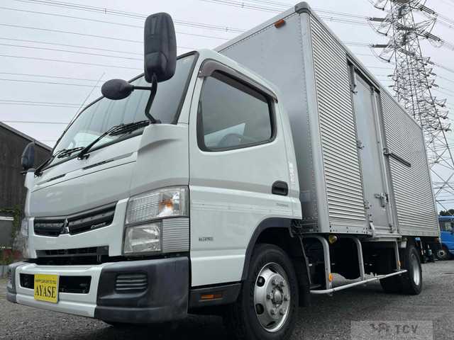 2015 Mitsubishi Canter