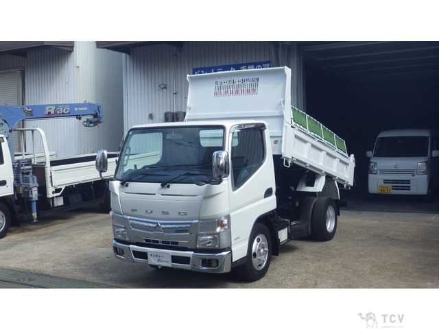 2014 Mitsubishi Canter
