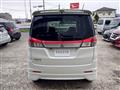 2011 Mitsubishi Delica