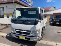2004 Mitsubishi Canter