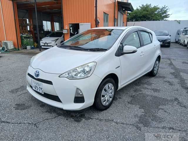 2014 Toyota AQUA
