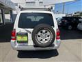 2003 Mitsubishi Pajero