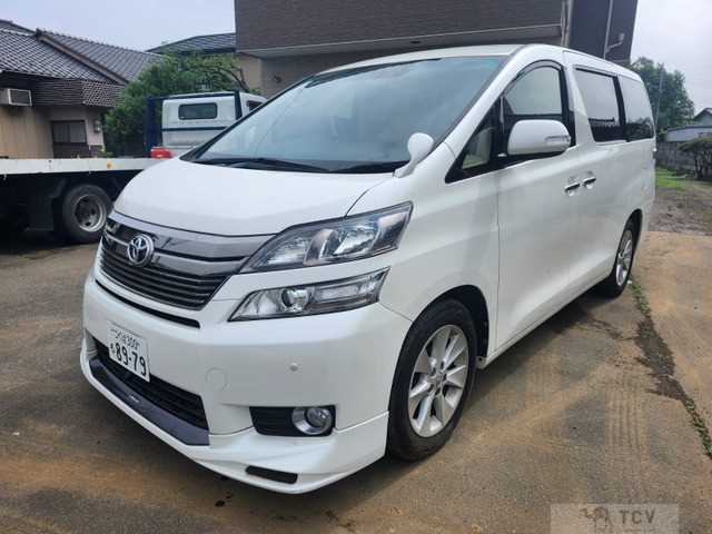 2013 Toyota Vellfire