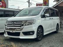2013 Honda Step WGN