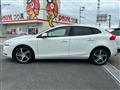 2018 Volvo V40