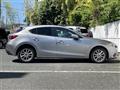2015 Mazda Axela Sport