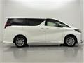 2021 Toyota Alphard Hybrid
