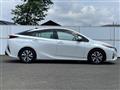 2020 Toyota Prius PHV