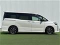 2019 Toyota Voxy