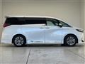 2025 Toyota Alphard Hybrid