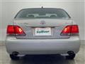 2004 Toyota Crown Royal Series