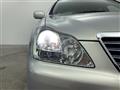 2004 Toyota Crown Royal Series