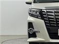 2016 Toyota Alphard Hybrid