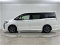2017 Toyota Voxy