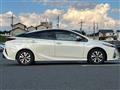 2017 Toyota Prius PHV