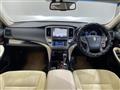 2015 Toyota Crown Hybrid