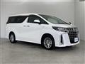 2019 Toyota Alphard Hybrid