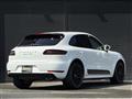2016 Porsche Macan