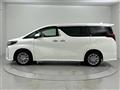 2019 Toyota Alphard Hybrid