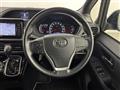 2016 Toyota Voxy