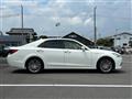 2013 Toyota Crown Hybrid