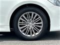 2013 Toyota Crown Hybrid