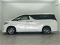 2016 Toyota Alphard Hybrid
