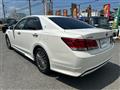 2015 Toyota Crown Hybrid