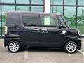 2017 Daihatsu WAKE