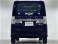 2017 Daihatsu Tanto