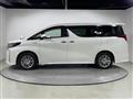 2020 Toyota Alphard Hybrid