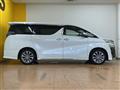 2022 Toyota Vellfire