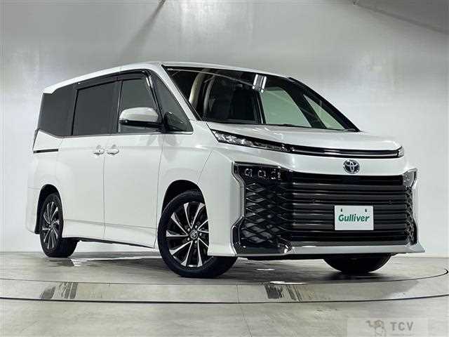 2022 Toyota Voxy